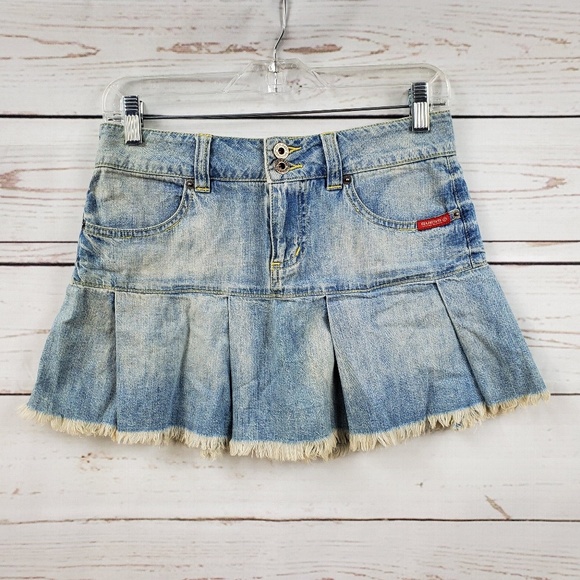 2000s denim skirt